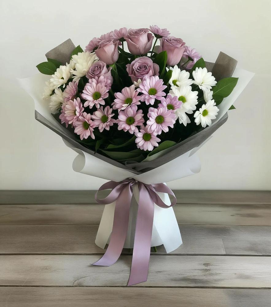 Букет цветов из: Хризантемы и Розы в Леонтьево