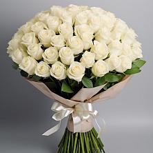 Букет 101 беля роза Белоснежка в Леонтьево