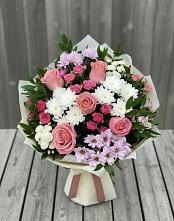 Букет цветов из:  Альстромерии, Гвоздики, Розы и Хризантемы в Леонтьево