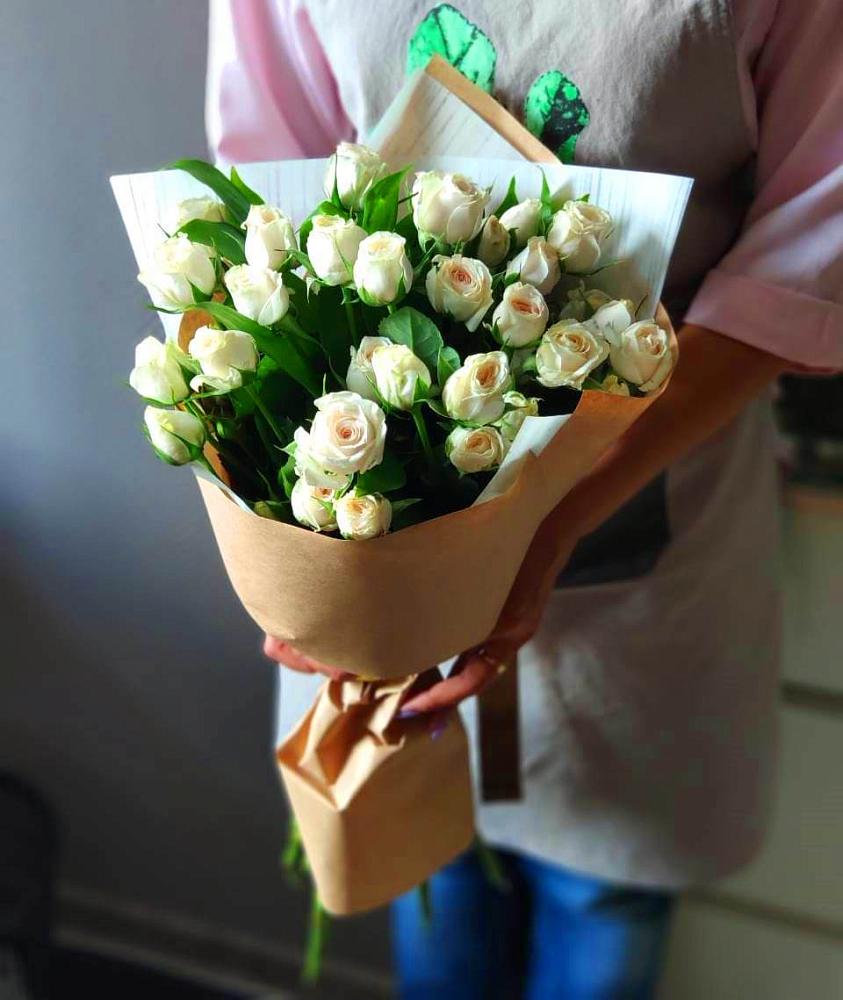 Букет цветов из: Розы в Леонтьево