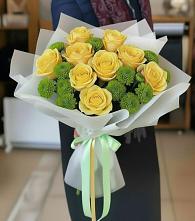 Букет цветов из:  Хризантемы и Розы в Леонтьево