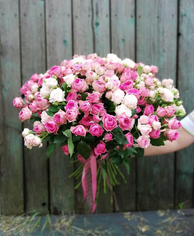 Букет Розовые кустовые розы Натали и Лав Лидия в Леонтьево