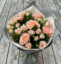 Букет цветов из:  Розы #REPLACE_PRED# Леонтьево