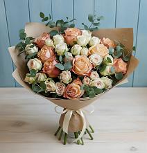 Букет цветов из:  Альстромерии и Розы в Леонтьево